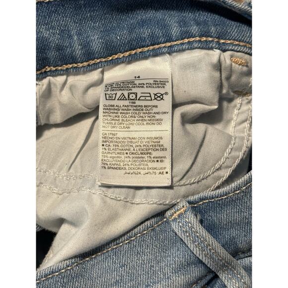 Old Navy Jean Shorts Size 14 - Picture 4 of 4